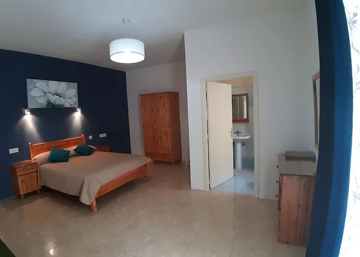 Cesca Apartments - Marsalforn, Gozo